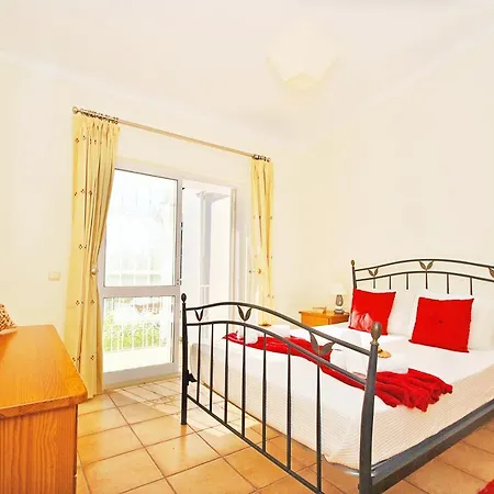 7j Quinta Dos Alamos By Algarve Vacation Villa *